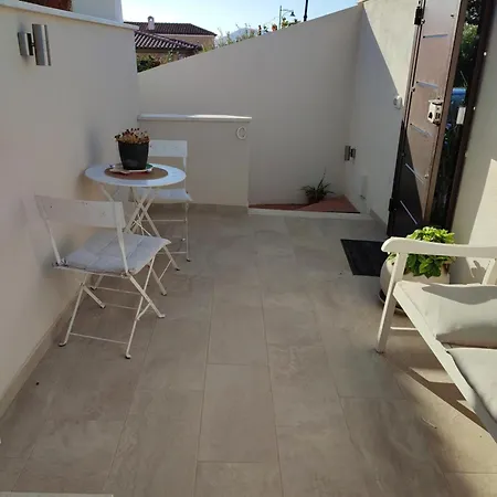 Casa Patrizia 펜션 올비아